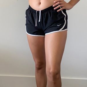 Nike Women's Tempo Dry Core Running Shorts